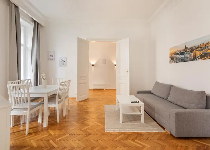 Grand Viennese 2 *