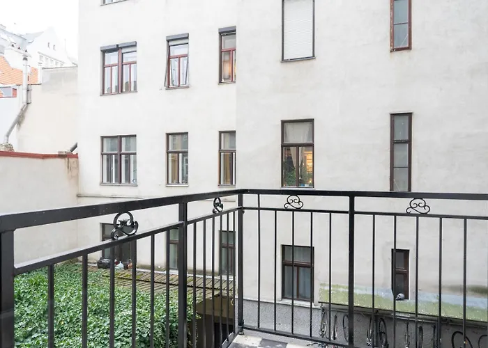 Apartamento Grand Viennese 2 *